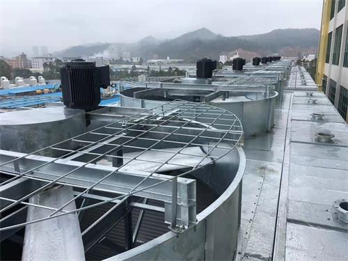 冷卻塔廠家簡析玻璃鋼冷卻塔底梁的安裝要求(高溫型