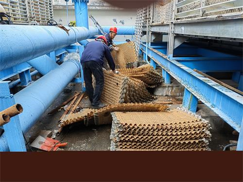 逆流冷卻塔工作原理及特點(逆流冷卻塔工作原理)