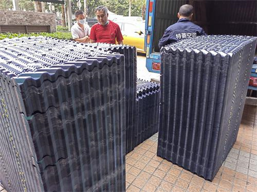 工業冷卻塔的正確清洗步驟
