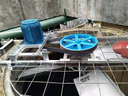冷卻塔的噪聲及解決辦法(焦作全鋼冷卻塔噪聲處理)